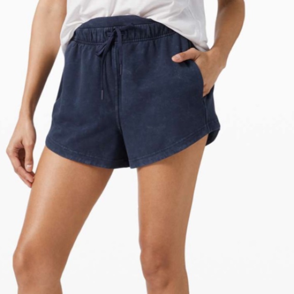 SOLD NWT Lululemon Inner Glow Short 3” - Picture 3 of 5